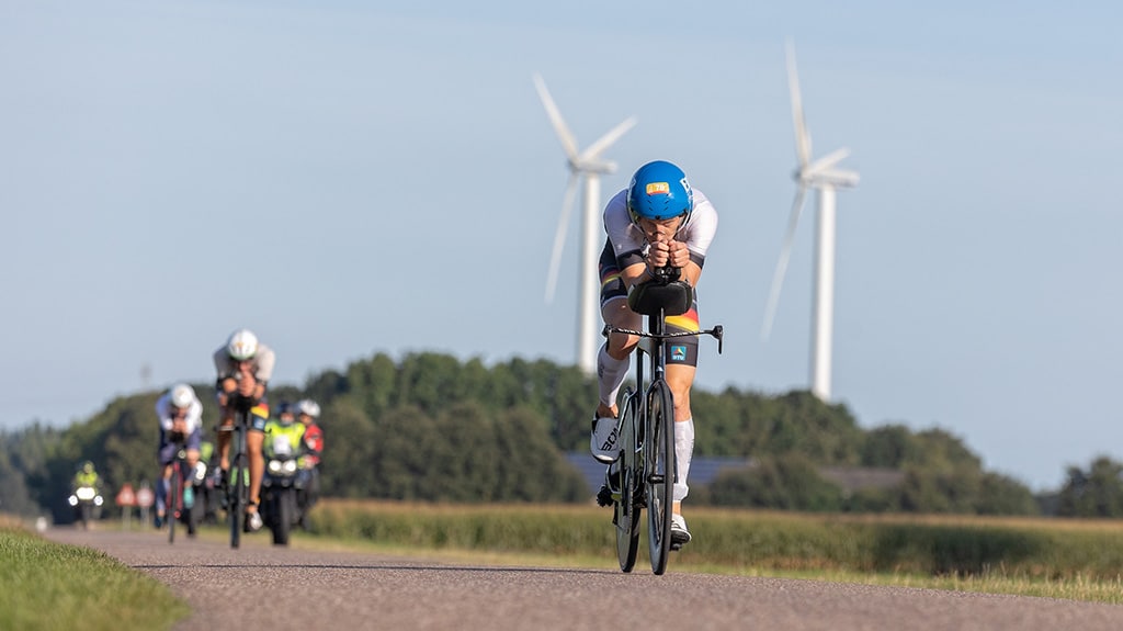 Fast flat course: the only rivals are the winds and yourself