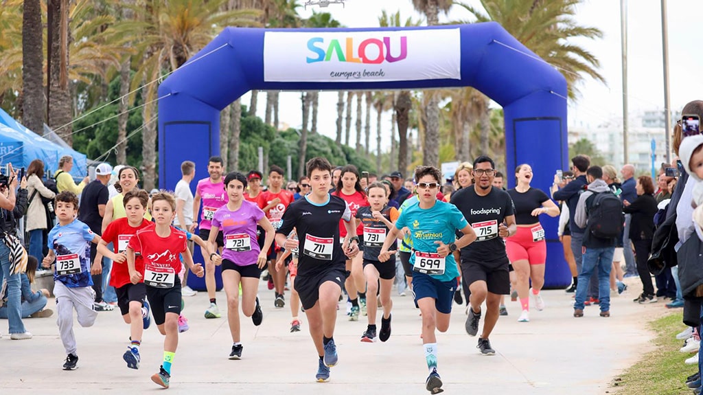 Alongside the middle and short distance races, there are events for the whole family