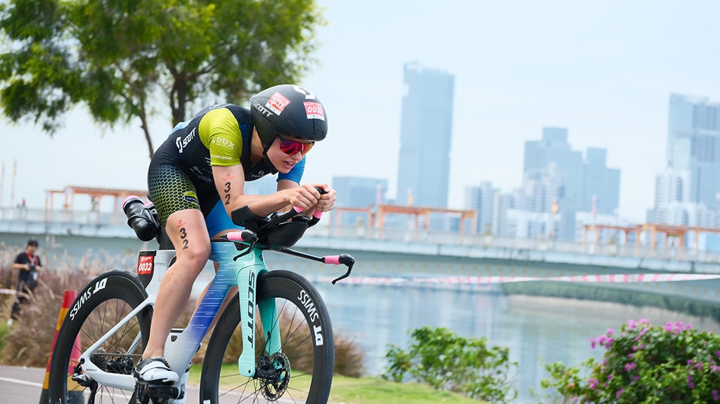 Competitors will race along the beautiful coastline, enjoying the stunning sea views, sunrises and sunsets